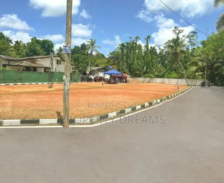Athurugiriya Land for Sale
