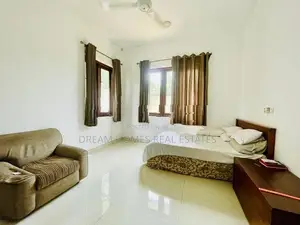 Modern 4-Bedroom House with Rooftop Solar Power in Nagoda, Kandana