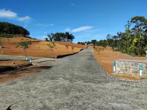 නේවාසික බිම් කොටස් කලුතර