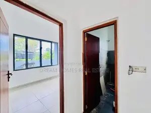 Spacious 5 Bedroom House for Sale in Nugegoda