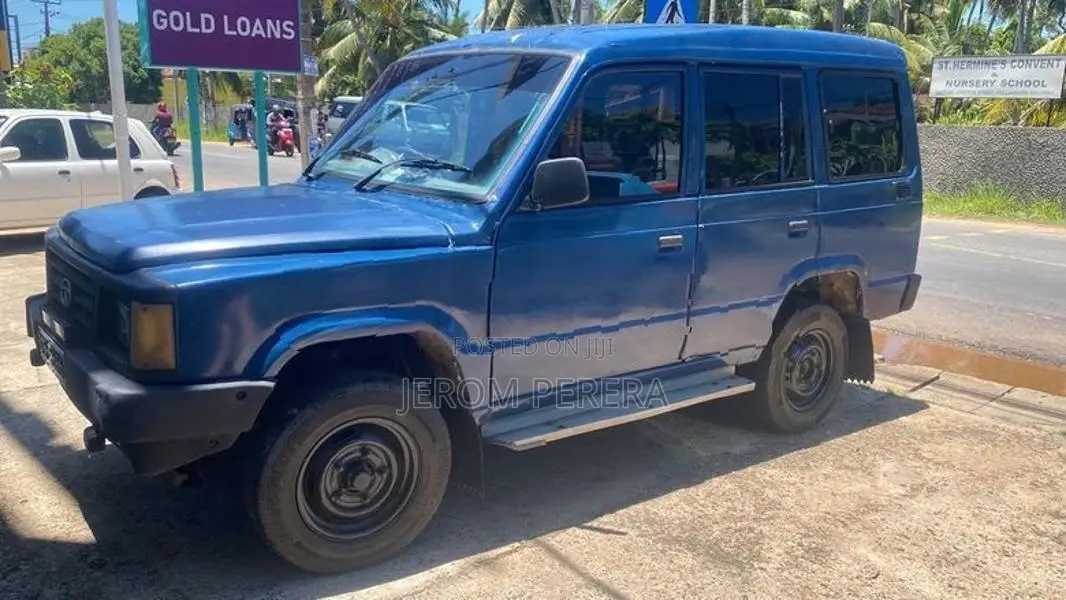 Tata Sumo 1996