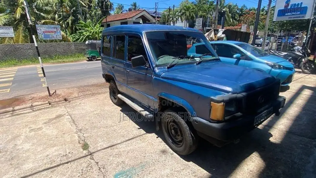 Tata Sumo 1996