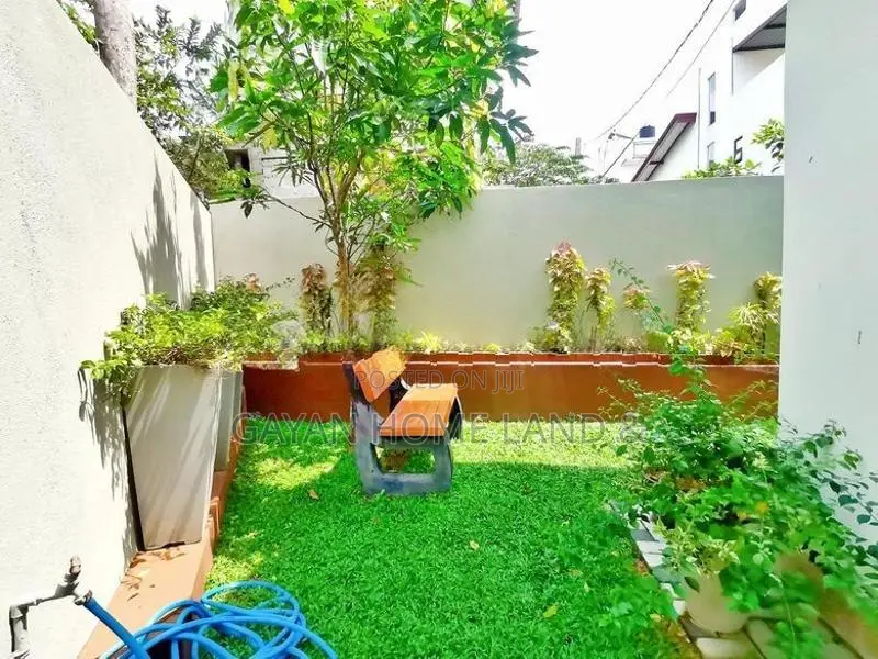 Well Used Beautiful Single Storey House For Sale In Piliyandala