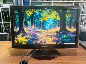 23 Wide HDMI Speaker TV Monitor