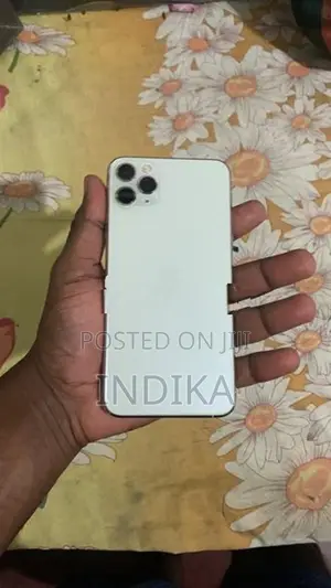 Apple iPhone 11 Pro Max (Used)
