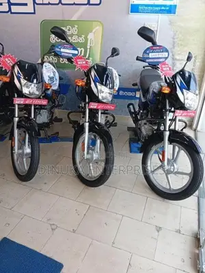 Bajaj CT100 2026