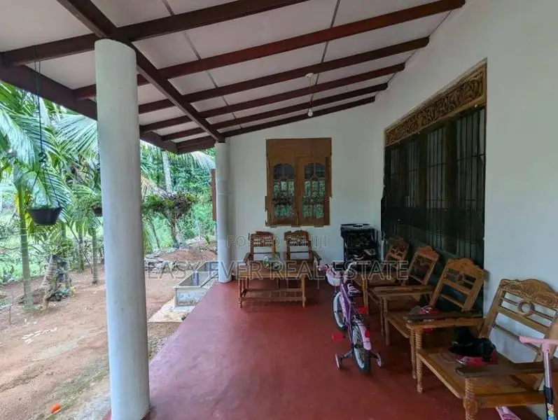 කලගෙඩිහේන නගරයෙන් නිවසක් විකිණීමට