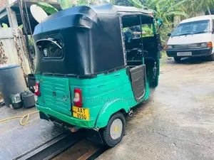 Bajaj RE 2014