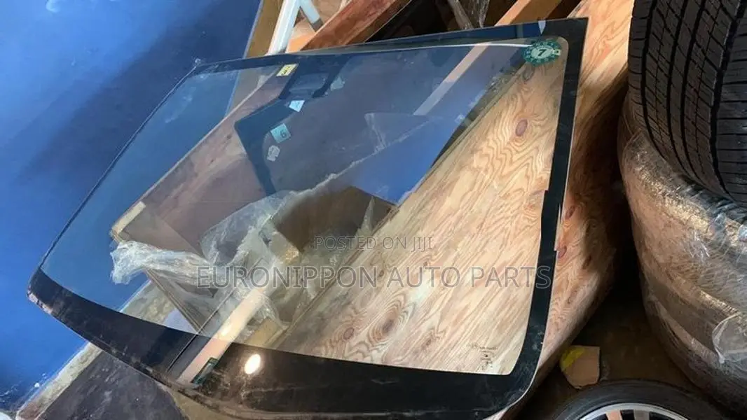 Suzuki Wagon R MH55S Windscreen