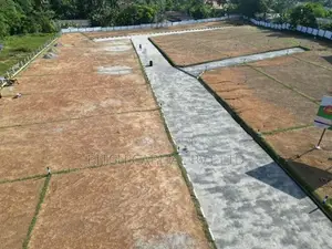 Avissawella - Kaluaggla 122 High Level Road Facing Land for Sale