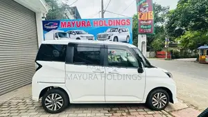 Toyota Roomy G Custom 2024