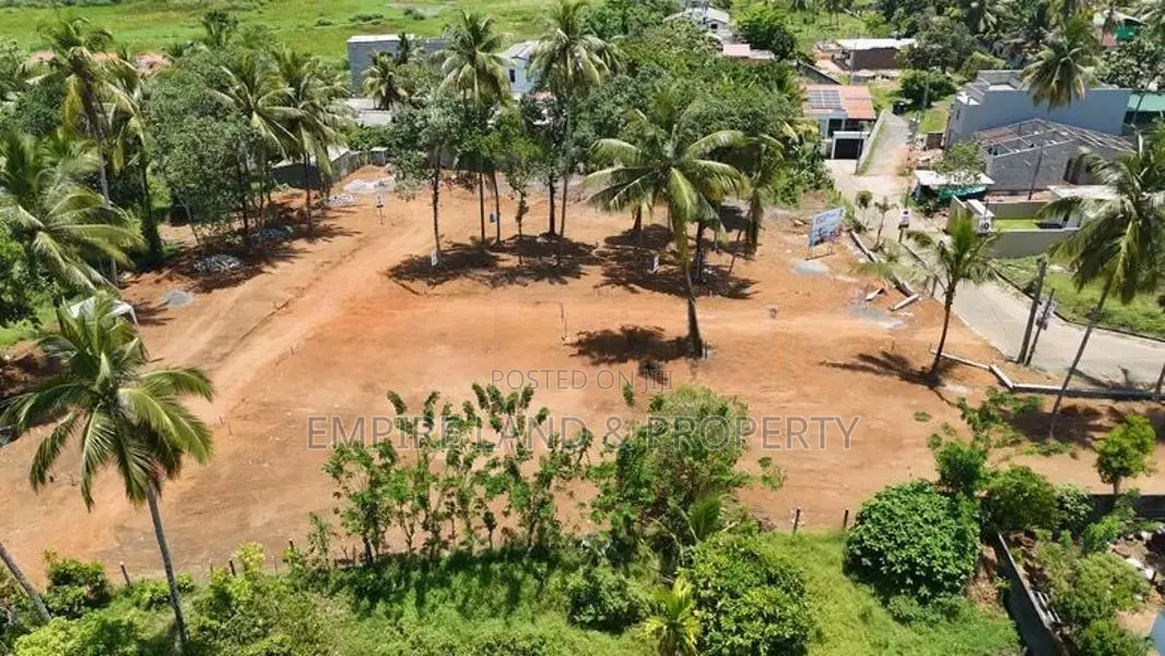 Super Luxury Land for Sale in Malabe – Thunadahena Junction