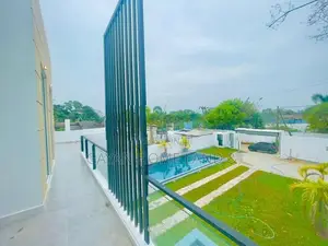 පිහිණුම් තටාකයක් සහිත ප.20 ක ඉදිවූ ලස්සන අලුත්ම නිවස විකිණීමට පිලියන්ද