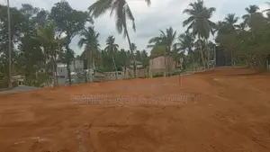 Land at Malabe Thunadahena