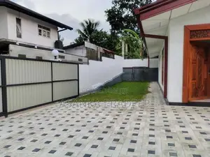 පර්චස් 10ක අලුතෙන්ම ඉදිකරන වටිනා තනිමහල් නිවස විකිනීමට(0997 to o9l)