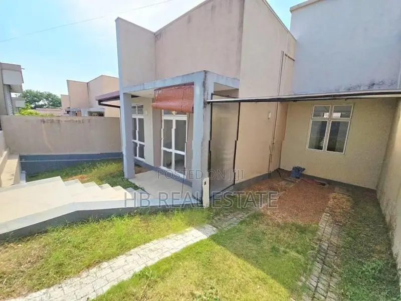 Architecture Designed Brand New House Piliyandala