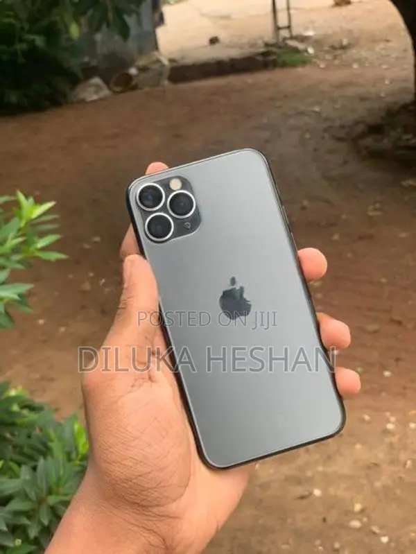 Apple iPhone 11 Pro 256GB (Used)