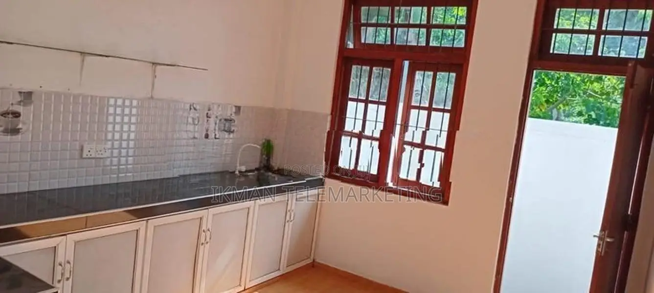 House For Rent In Kaduwela, Nawagamuwa