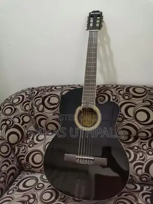 Suzuki Classical Guitar