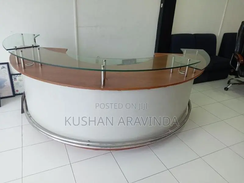 Salon Cashier Table