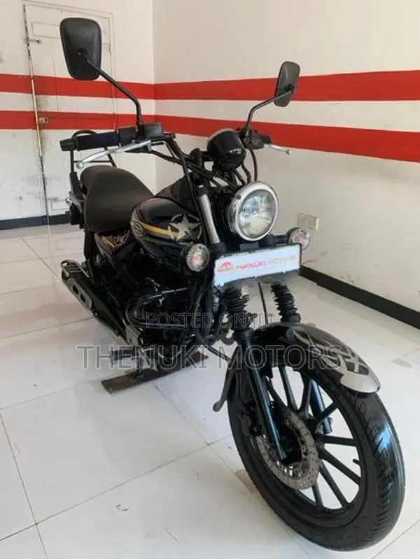 Bajaj Avenger Street 150 2017
