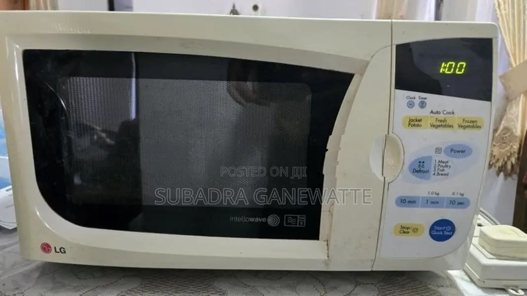 LG Microwave Oven - (20L)