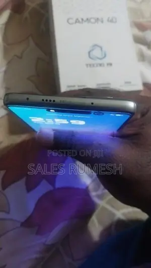 Tecno Camon 40 256GB (Used)