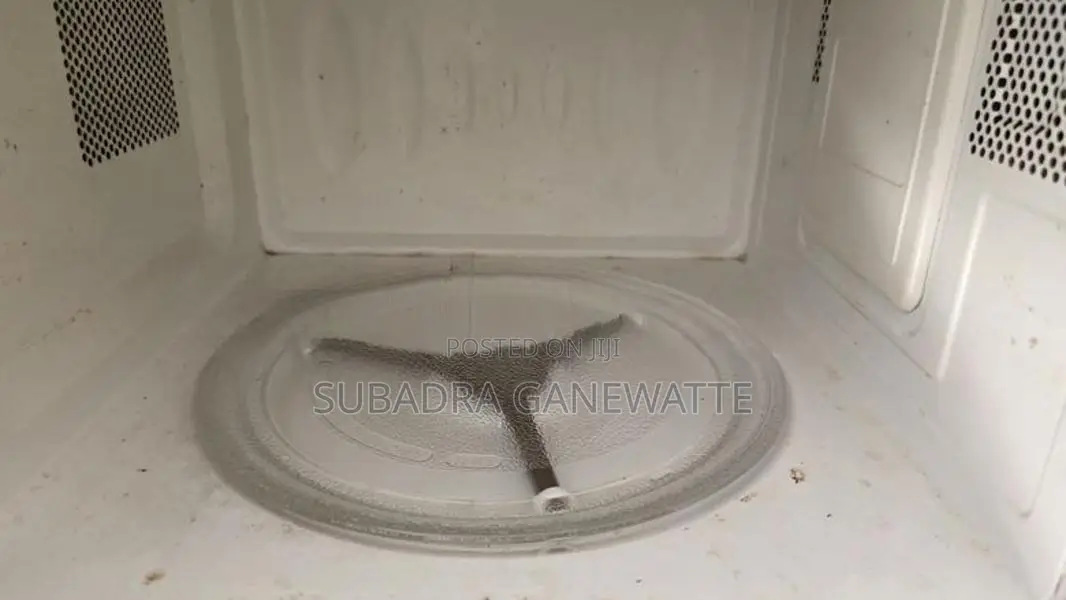 LG Microwave Oven - (20L)