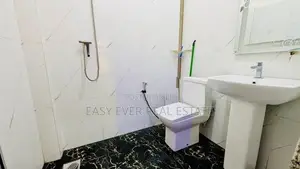 කඩවත ඉඹුල්ගොඩ අලුතින්ම ඉදිවන නව දෙමහල් නිවස
