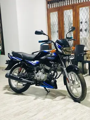 Bajaj CT100 2025