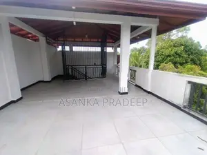හයිලෙවල් මාර්ගයට මීටර් 300 දුරින් සුඛෝපභෝගී වටිනා දෙමහල් නිවසක්(ivf79o