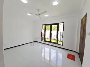 Newly Build Luxury Three Story House For Sale Makumbura