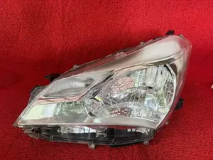 Toyota Vitz KSP 130 Head light