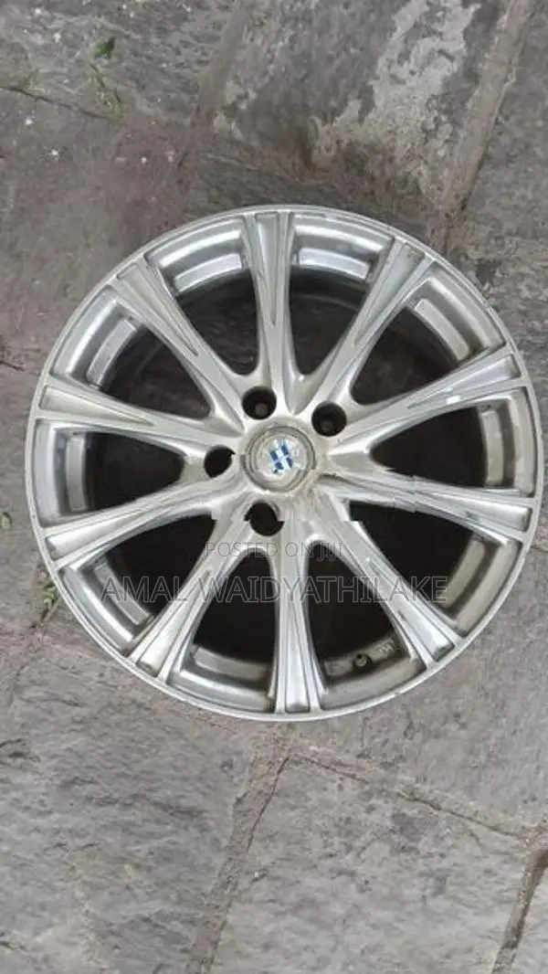 17" Alloy Wheels x 4