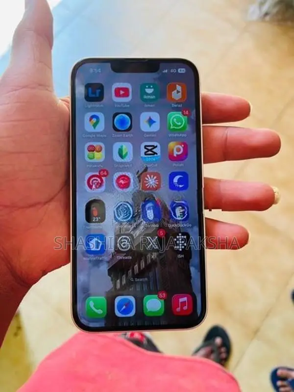 Apple iPhone 13 (Used)