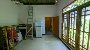 House for sale in yakkala