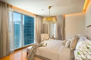 Shangri-La - 04 Bedroom Apartment for Sale in Colombo 02 (A939)