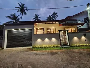 වාසතු විද්‍යානුකූලව ඉදිකළ අලංකාර අලුත්ම නිවස විකිණීමට - දියගම