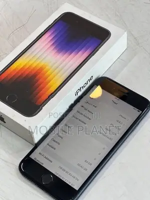 Apple iPhone SE 3 64GB (Used)