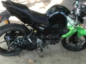 Yamaha FZ S 2011