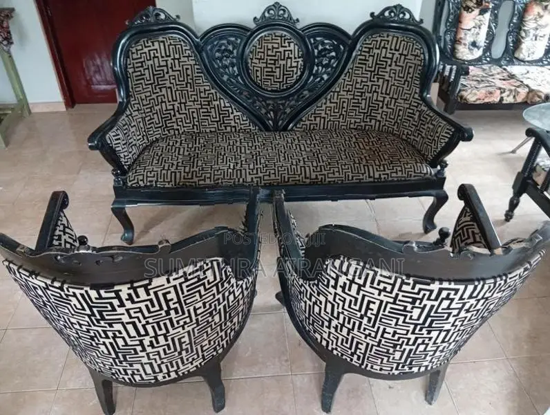පුටු සෙටියක්
