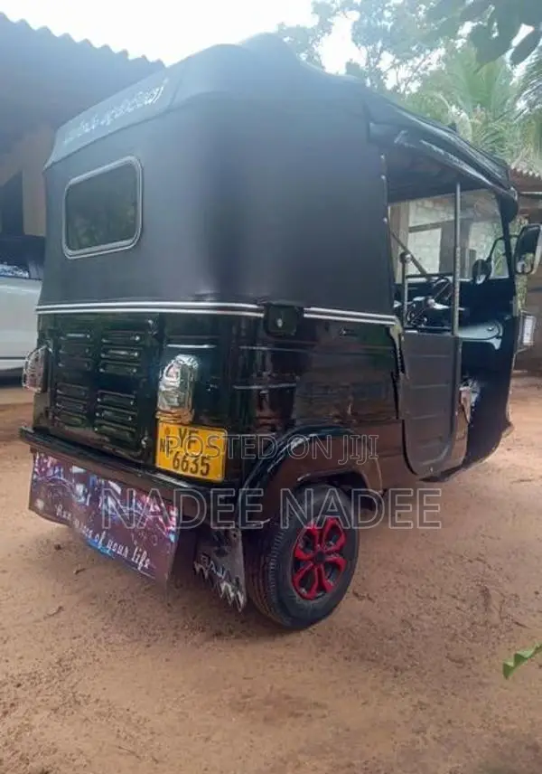 Bajaj RE 2012