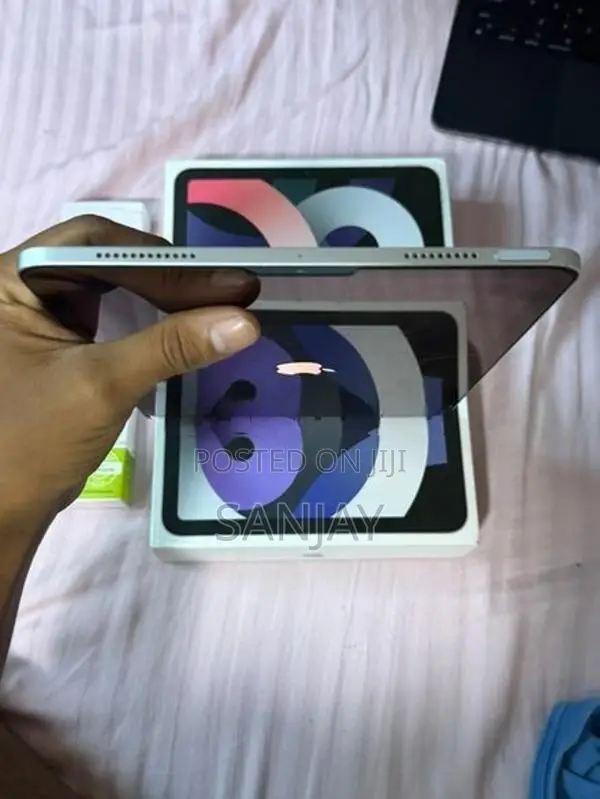 Apple iPad Air 4 Gen 64GB Silver