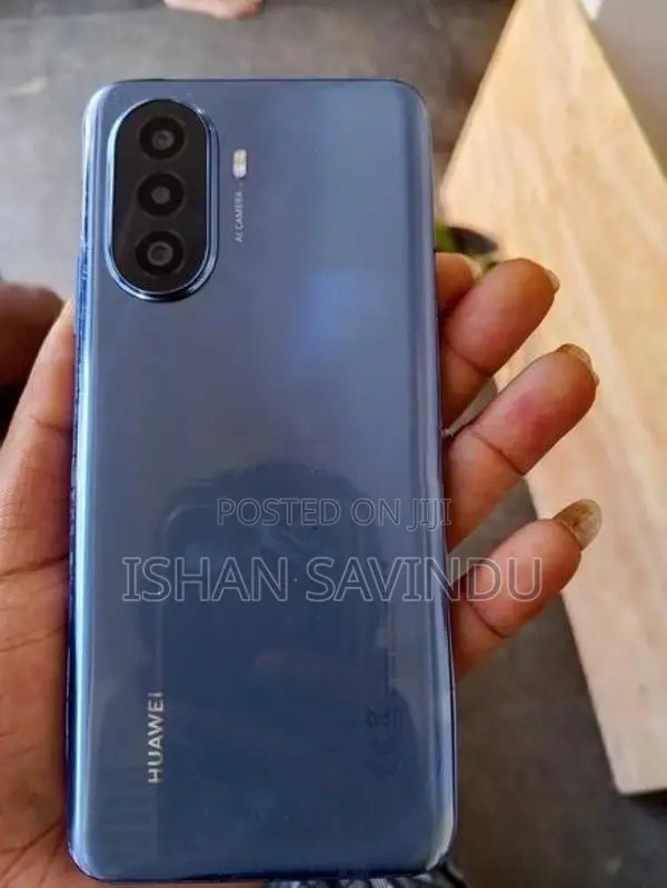 Huawei Nova Y70 (Used)