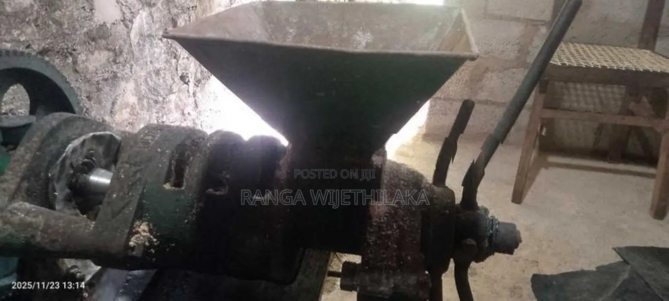 Oil Mill Machine