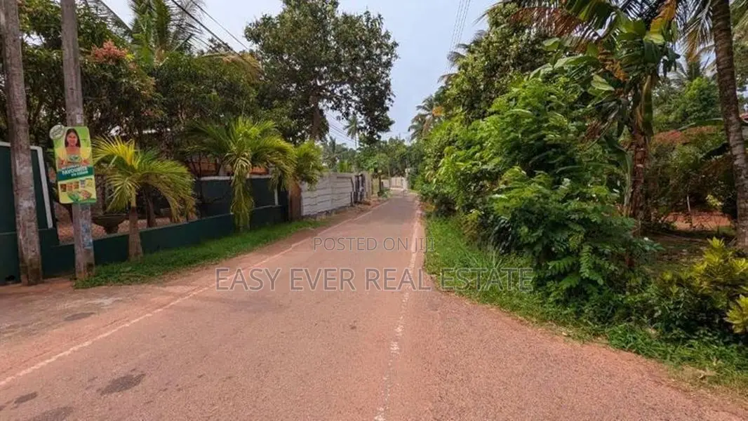 Land for Sale in Ja Ela