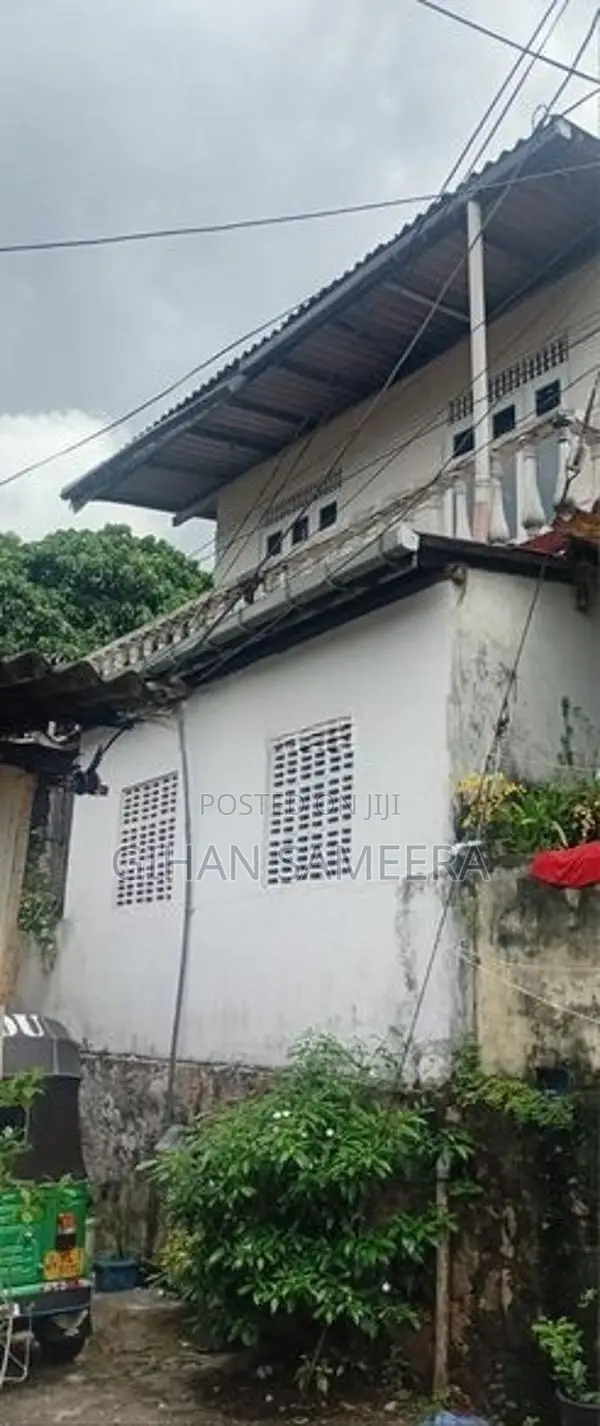 HOUSE FOR SALE KIRULAPONA