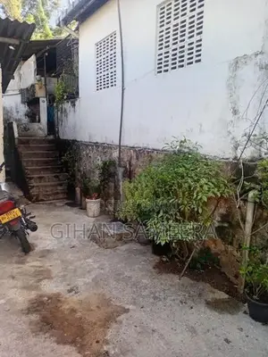 HOUSE FOR SALE KIRULAPONA