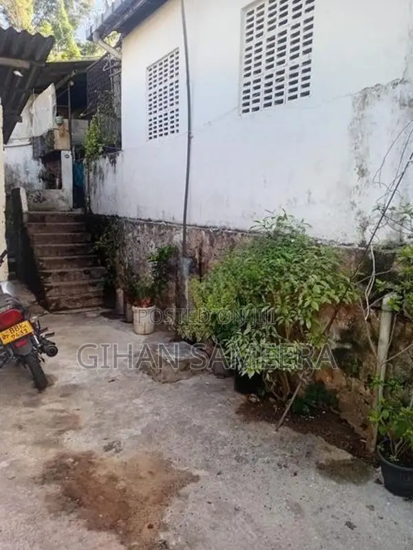 HOUSE FOR SALE KIRULAPONA