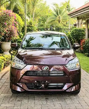 Daihatsu Mira Ex X SA 2025